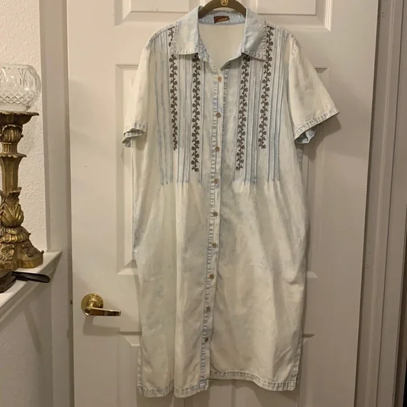 POL | Dresses | Pol Acid Washed Denim Dress Sz S 0 Cotton  Pintuckembroideredtie Belt | Poshmark